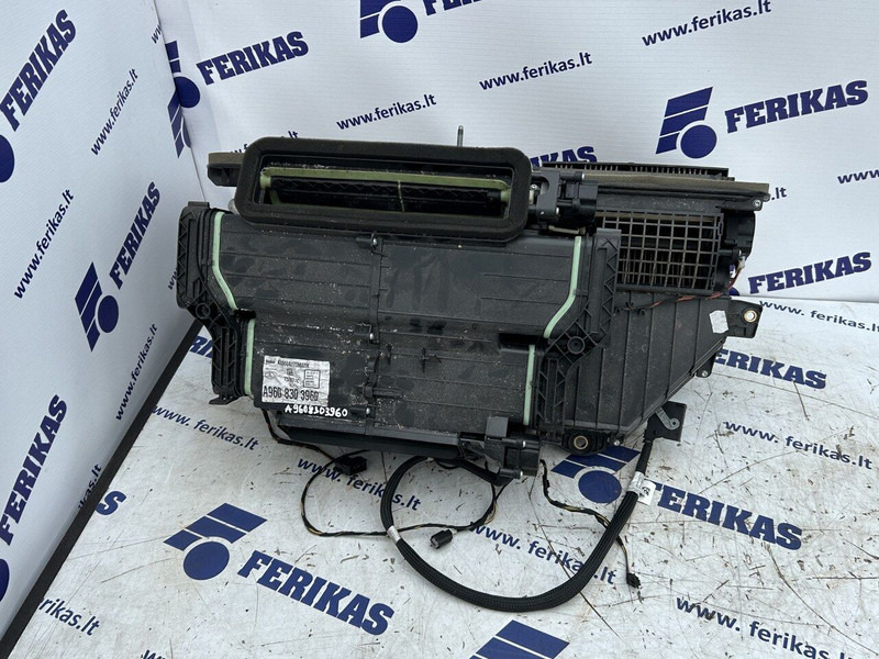 Mercedes-Benz air conditionioning heater system - Heating/ Ventilation: picture 1 Mercedes-Benz air conditionioning heater system - Heating/ Ventilation: picture 1