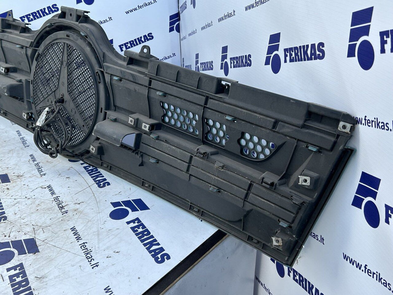 Hood for Truck Mercedes-Benz bonnet grill with illuminated logo: picture 6
