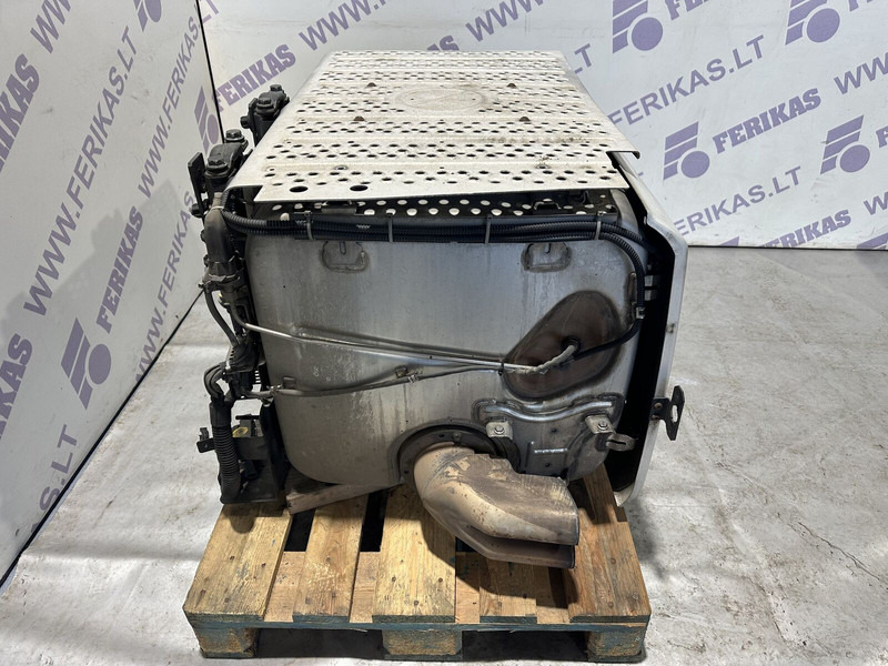 Mercedes-Benz exhaust catalyst - Catalytic converter for Truck: picture 2 Mercedes-Benz exhaust catalyst - Catalytic converter for Truck: picture 2