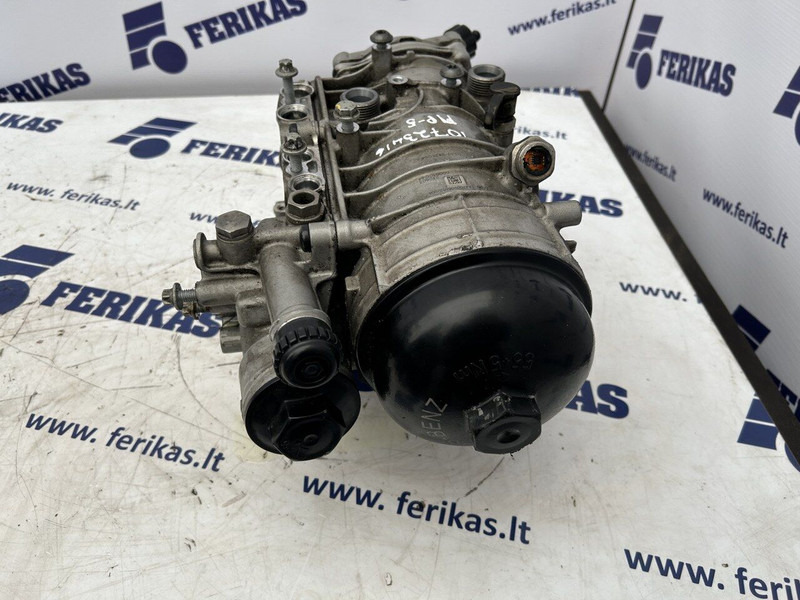 Mercedes-Benz fuel filter housing - Fuel filter for Truck: picture 2 Mercedes-Benz fuel filter housing - Fuel filter for Truck: picture 2