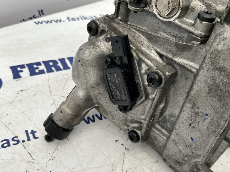 Mercedes-Benz fuel filter housing - Fuel filter for Truck: picture 5 Mercedes-Benz fuel filter housing - Fuel filter for Truck: picture 5