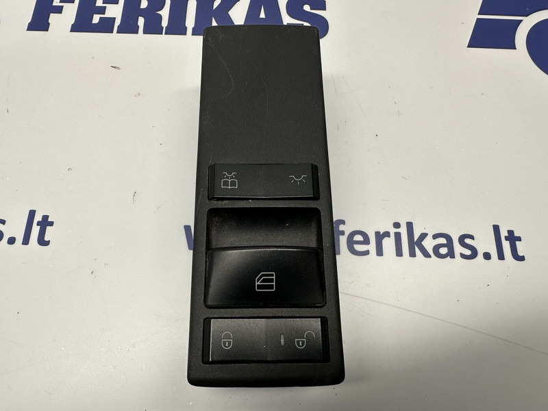 Mercedes-Benz passenger door, window control - Dashboard for Truck: picture 1 Mercedes-Benz passenger door, window control - Dashboard for Truck: picture 1