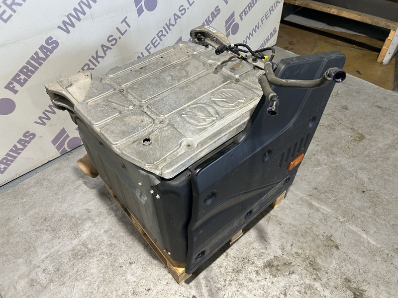 Renault exhaust catalyst - Catalytic converter for Truck: picture 5 Renault exhaust catalyst - Catalytic converter for Truck: picture 5