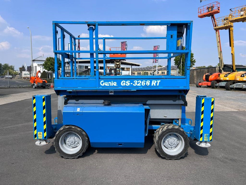 Genie GS3268 RT diesel 4x4 12m (1480) - Scissor lift: picture 2 Genie GS3268 RT diesel 4x4 12m (1480) - Scissor lift: picture 2