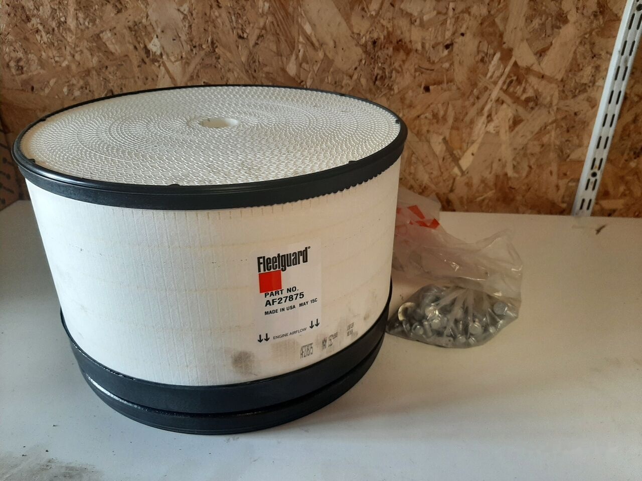New Air filter for Bus Donaldson: picture 6