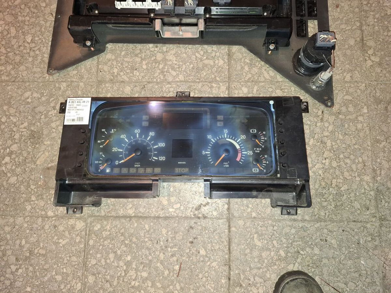 Dashboard Iveco климат контроль Iveko: picture 12