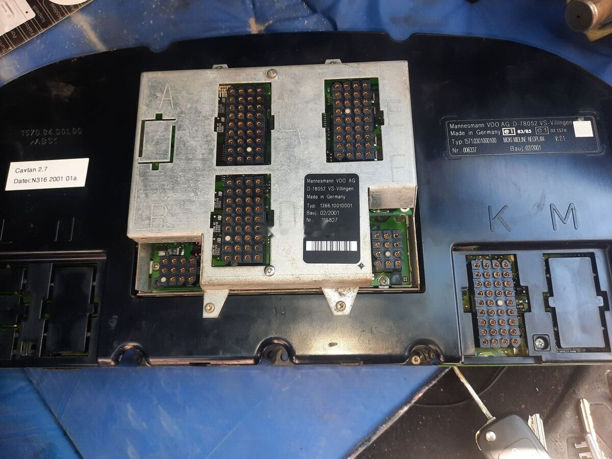 MAN ZR2-BS - VDO D78052 VS MAN CYTI - ECU for Bus: picture 5 MAN ZR2-BS - VDO D78052 VS MAN CYTI - ECU for Bus: picture 5