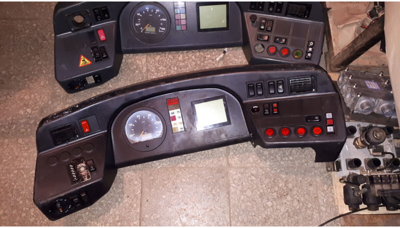 Mercedes-Benz D-78052VS - Dashboard: picture 1 Mercedes-Benz D-78052VS - Dashboard: picture 1