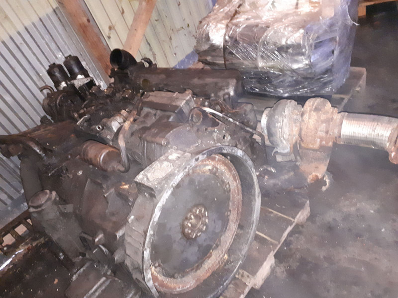 Mercedes-Benz OM 457hla - Engine: picture 4 Mercedes-Benz OM 457hla - Engine: picture 4