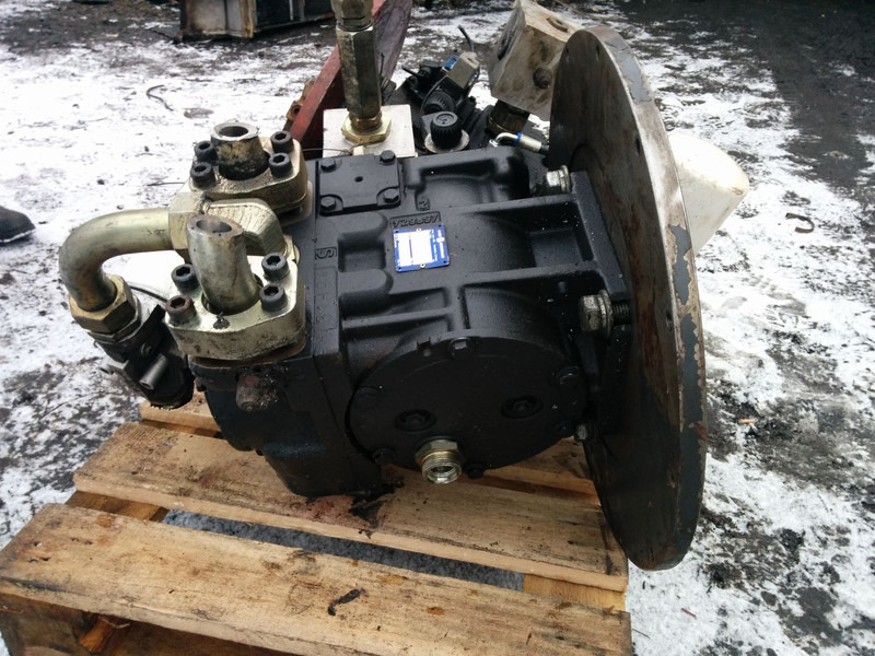 Sandler 90R130 - Hydraulic pump: picture 2 Sandler 90R130 - Hydraulic pump: picture 2
