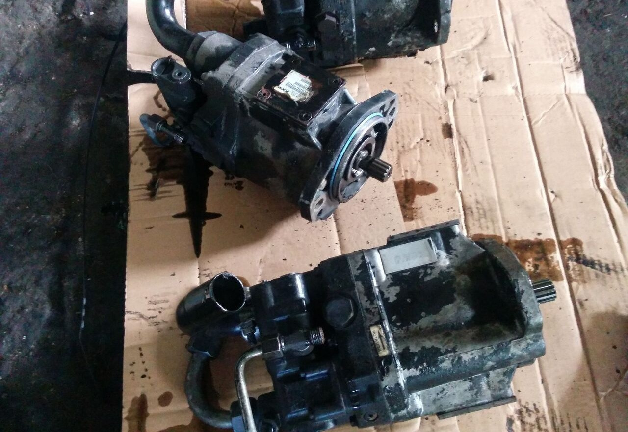 Scania 094/ Volvo B 12 - Hydraulic pump for Bus: picture 1 Scania 094/ Volvo B 12 - Hydraulic pump for Bus: picture 1