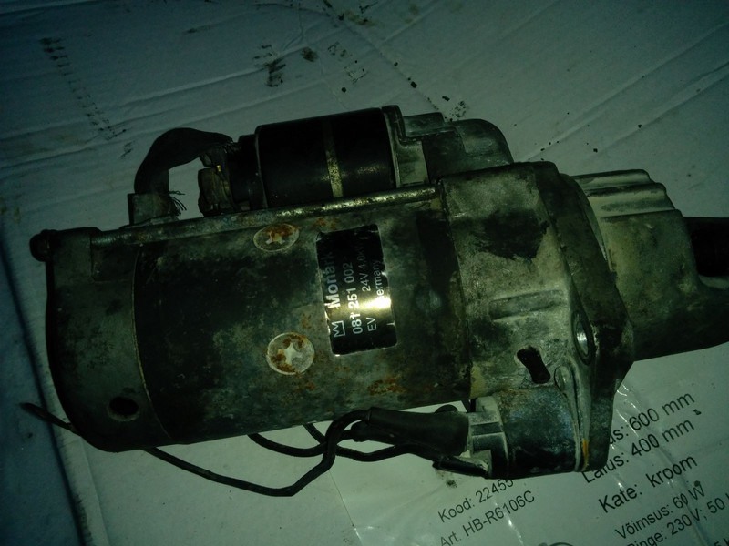 Mercedes-Benz 906 - Spare parts: picture 1 Mercedes-Benz 906 - Spare parts: picture 1