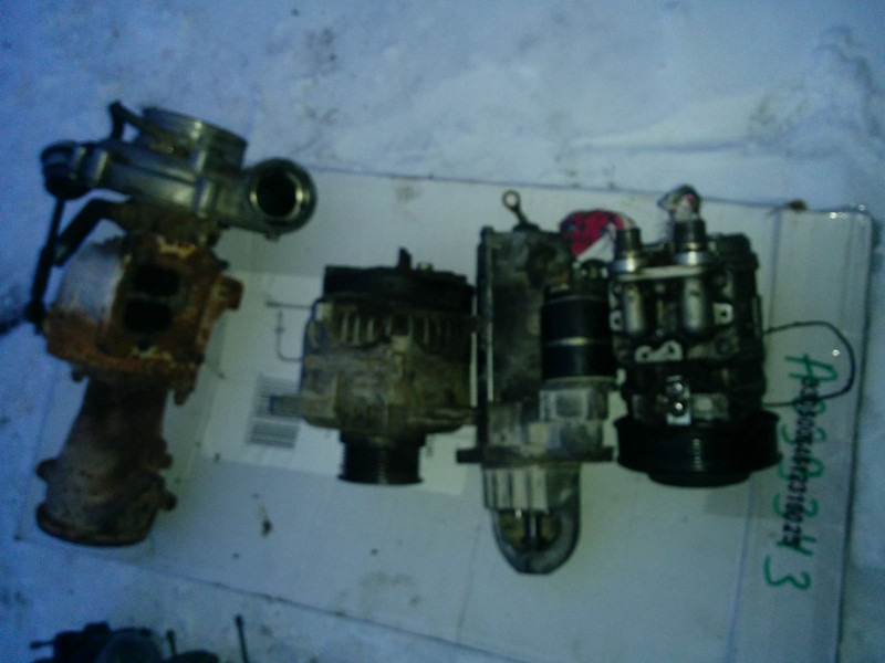 Mercedes-Benz 906 - Spare parts: picture 5 Mercedes-Benz 906 - Spare parts: picture 5