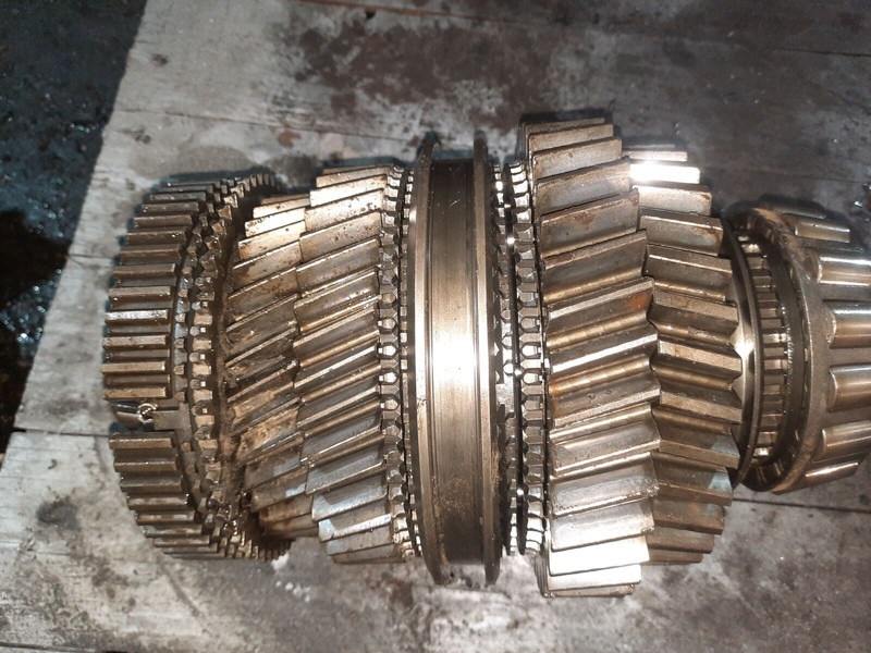 Scania делитель GR771 - Spare parts: picture 1 Scania делитель GR771 - Spare parts: picture 1