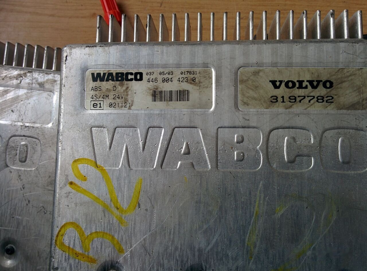 VDO 412.409/007/001 412.405/2/1 412.412/002/001 412.409\3\4 - ECU for Bus: picture 1 VDO 412.409/007/001 412.405/2/1 412.412/002/001 412.409\3\4 - ECU for Bus: picture 1