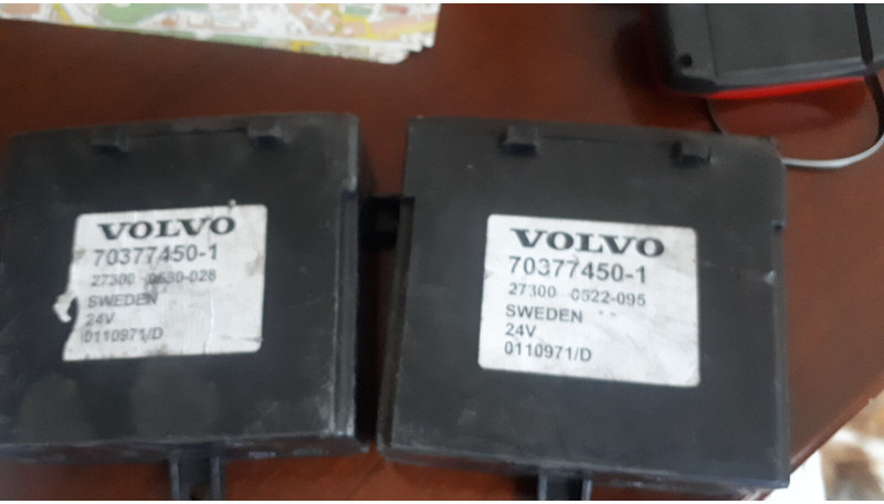 Volvo 20503188-P04.3195082-2 R03 - ECU: picture 3 Volvo 20503188-P04.3195082-2 R03 - ECU: picture 3