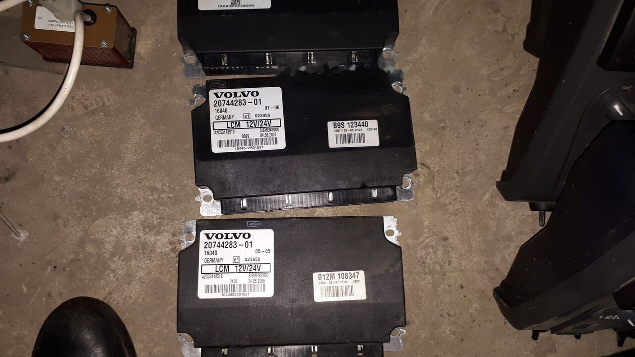 ECU for Bus Volvo 20815236-P04. 70327101. 2054900 . 20744283-01. 3192577. 20815236   Volvo: picture 6