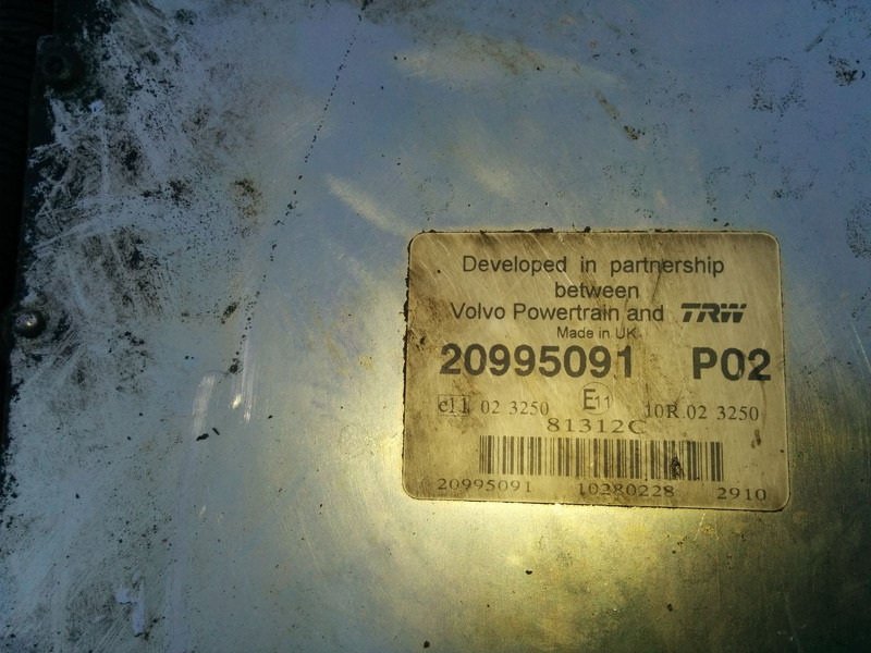 Volvo 20995091 P02. 20577136 P02 20582962 P05. - ECU: picture 3 Volvo 20995091 P02. 20577136 P02 20582962 P05. - ECU: picture 3