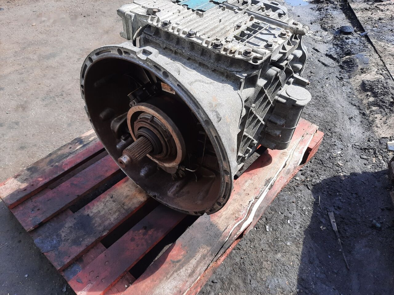 Volvo AT 2612D . AT2412C .AT2512C . Volvo B12M - Gearbox for Bus: picture 1 Volvo AT 2612D . AT2412C .AT2512C . Volvo B12M - Gearbox for Bus: picture 1