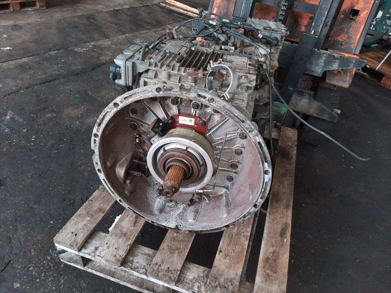 Volvo AT 2612D . AT2412C .AT2512C . Volvo B12M - Gearbox for Bus: picture 2 Volvo AT 2612D . AT2412C .AT2512C . Volvo B12M - Gearbox for Bus: picture 2