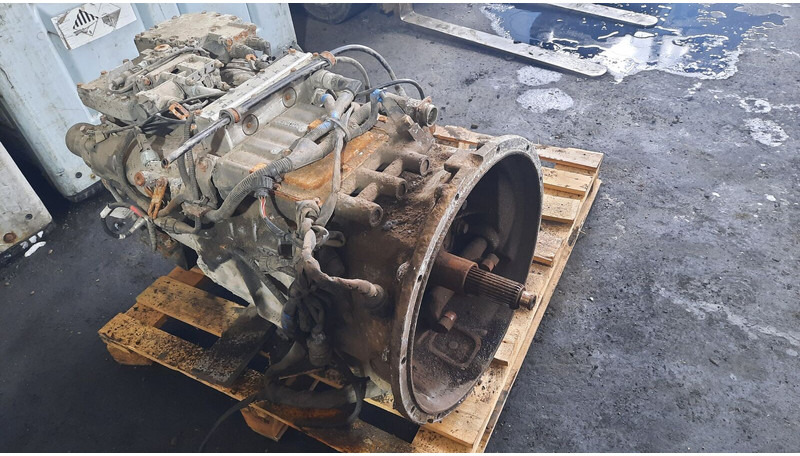 Volvo G8 EGS -VR / R1000 EGS 8 - Gearbox: picture 5 Volvo G8 EGS -VR / R1000 EGS 8 - Gearbox: picture 5