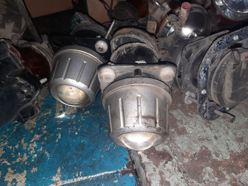 Volvo Скания омни линк - Headlight: picture 4 Volvo Скания омни линк - Headlight: picture 4