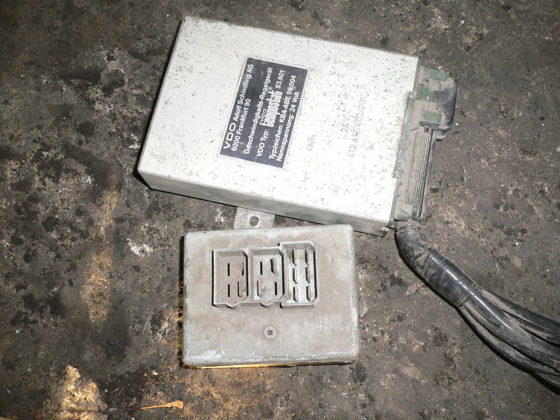 Volvo VDO 412.412/002/001 - ECU: picture 3 Volvo VDO 412.412/002/001 - ECU: picture 3