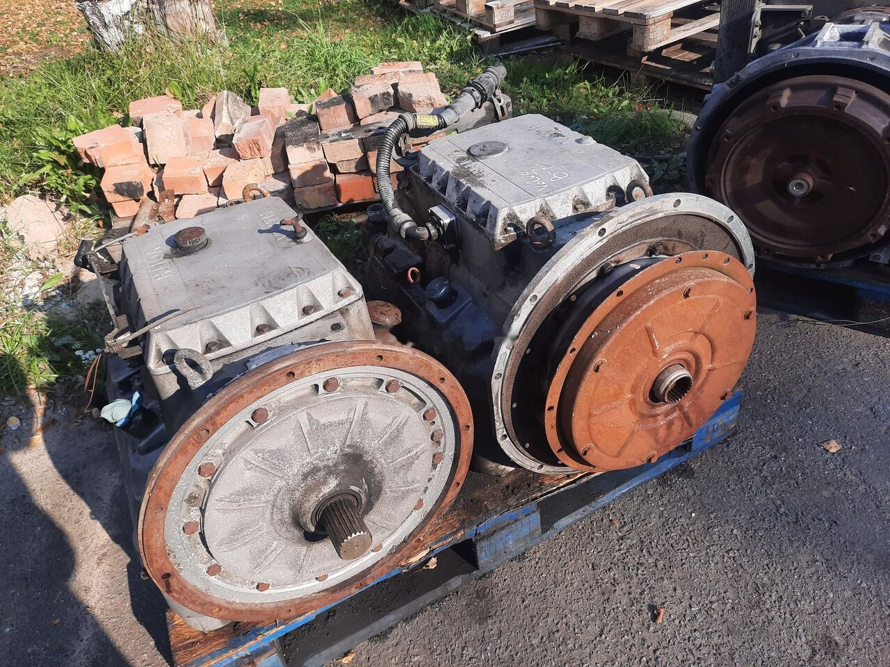 Volvo VOITH 864.5 \ 854.5 \ 854.3E. 864.3E/ 864.3/ 861/ 863 Volvo B12 / B7/ B10 - Gearbox for Bus: picture 5 Volvo VOITH 864.5 \ 854.5 \ 854.3E. 864.3E/ 864.3/ 861/ 863 Volvo B12 / B7/ B10 - Gearbox for Bus: picture 5