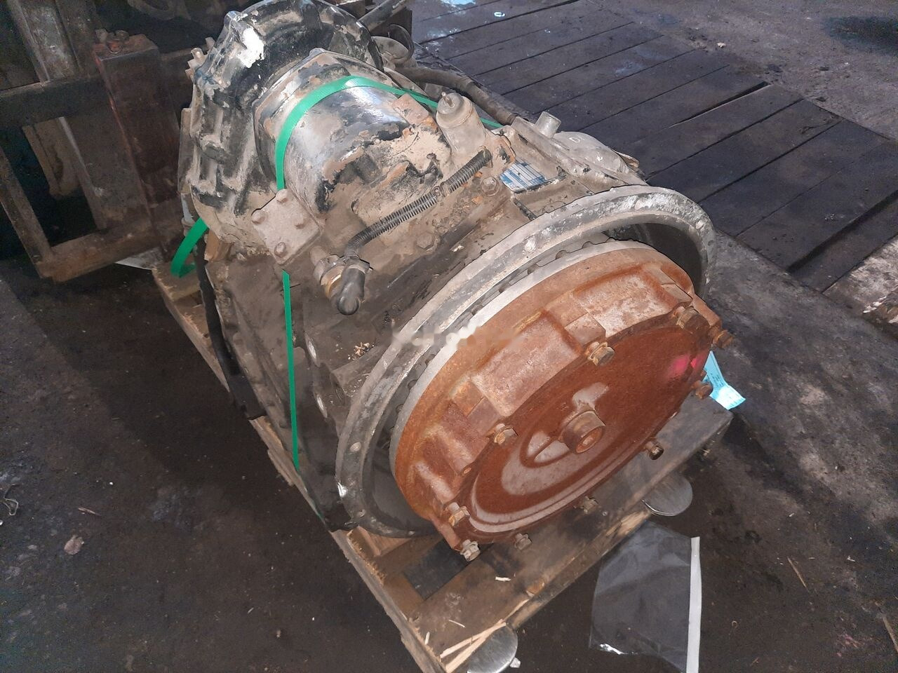ZF 5HP 590 .5HP602c. 5HP502C . 5HP500 .4HP500 / dlya Mersede Scania Volvo B 6 - Gearbox for Bus: picture 4 ZF 5HP 590 .5HP602c. 5HP502C . 5HP500 .4HP500 / dlya Mersede Scania Volvo B 6 - Gearbox for Bus: picture 4