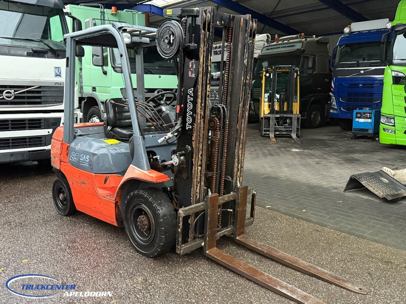 Toyota 7FDF25 Triplo, Extra functies - Diesel forklift: picture 1 Toyota 7FDF25 Triplo, Extra functies - Diesel forklift: picture 1