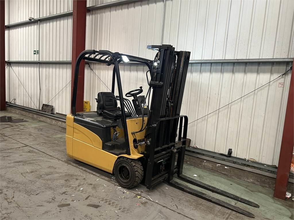 CAT EP20NT - Electric forklift: picture 4 CAT EP20NT - Electric forklift: picture 4