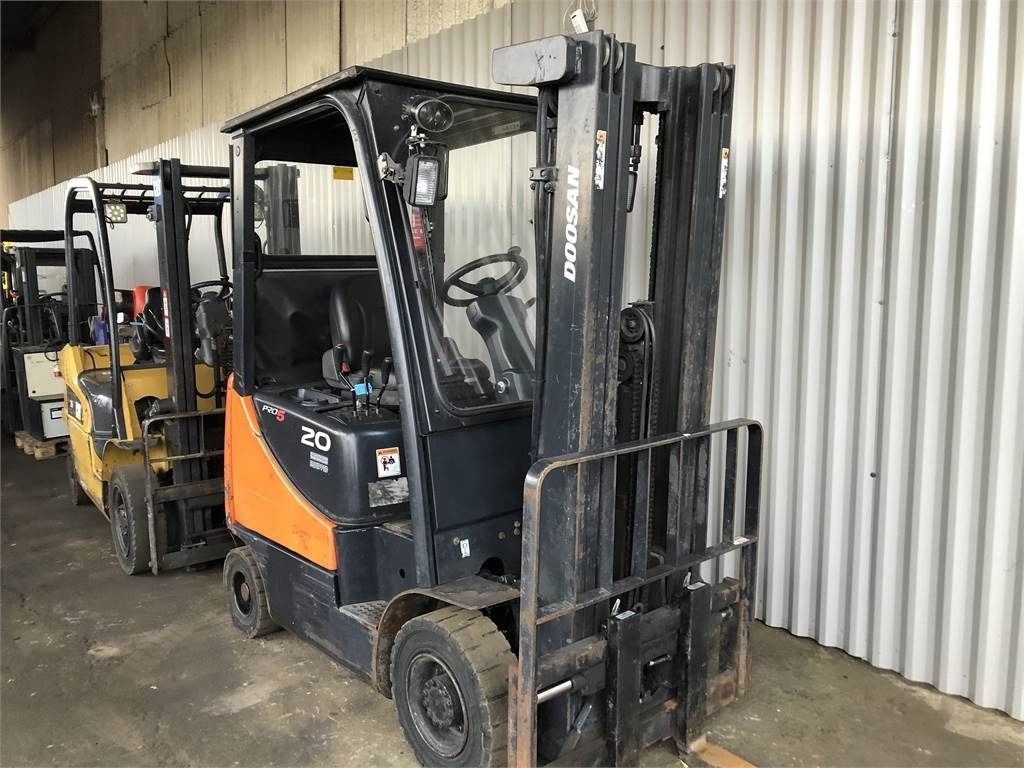 Doosan G20 SC-5 - LPG forklift: picture 1 Doosan G20 SC-5 - LPG forklift: picture 1