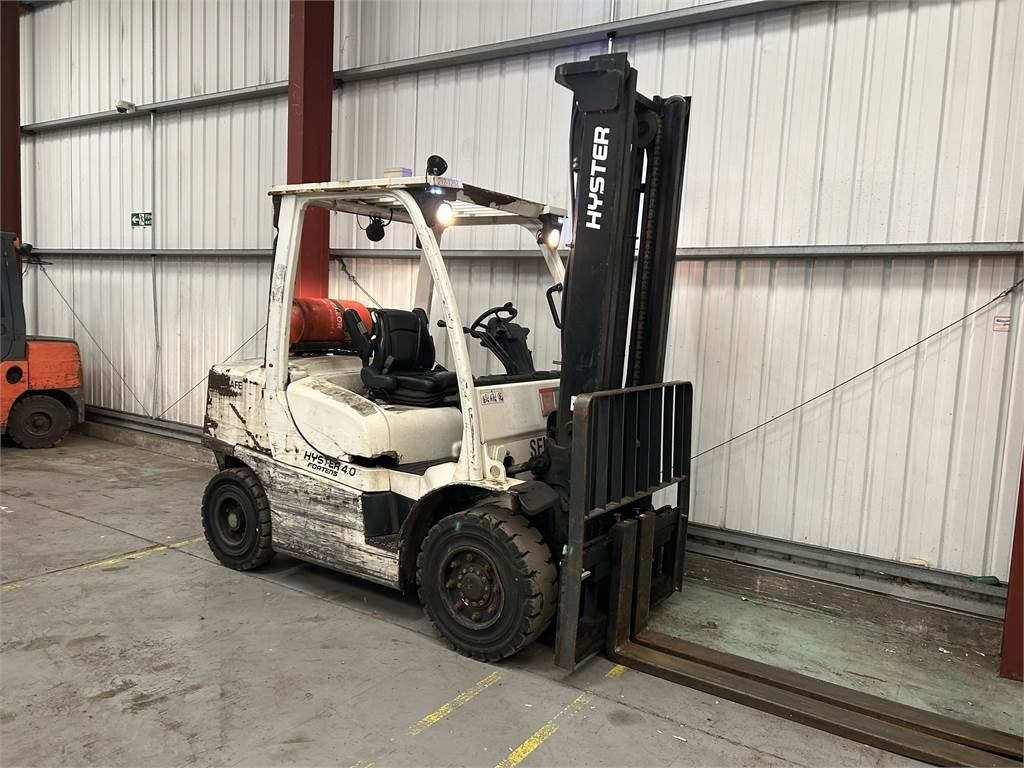 Hyster H4.0FTS  - LPG forklift: picture 4 Hyster H4.0FTS  - LPG forklift: picture 4