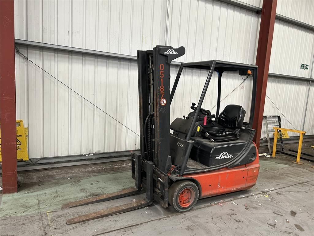 Linde E16C-02 - Electric forklift: picture 2 Linde E16C-02 - Electric forklift: picture 2