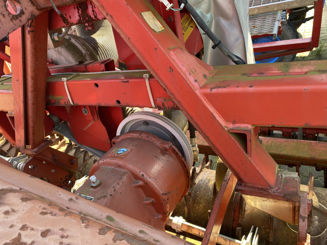Combine seed drill Kverneland ACCORD Pneumatic DA-S KUHN + Kuhn 4.50m: picture 18