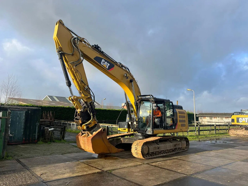 Caterpillar 324 EL, CE, 9655 HOURS, ROTOTILT - Crawler excavator: picture 4 Caterpillar 324 EL, CE, 9655 HOURS, ROTOTILT - Crawler excavator: picture 4