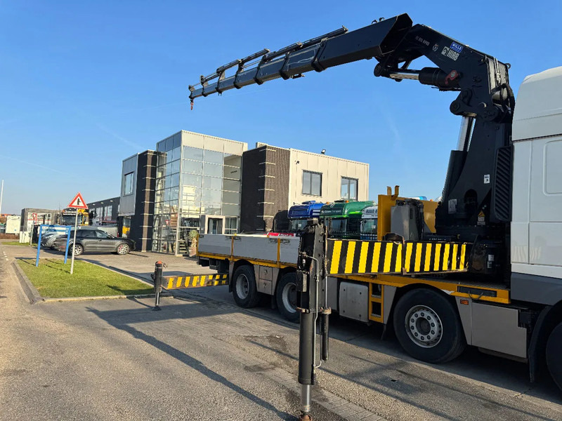 DAF XF 460 8X2 - EURO 6 + HIAB 855 EP-6 + REMOTE + STEERING AXLE - Dropside/ Flatbed truck, Crane truck: picture 5 DAF XF 460 8X2 - EURO 6 + HIAB 855 EP-6 + REMOTE + STEERING AXLE - Dropside/ Flatbed truck, Crane truck: picture 5