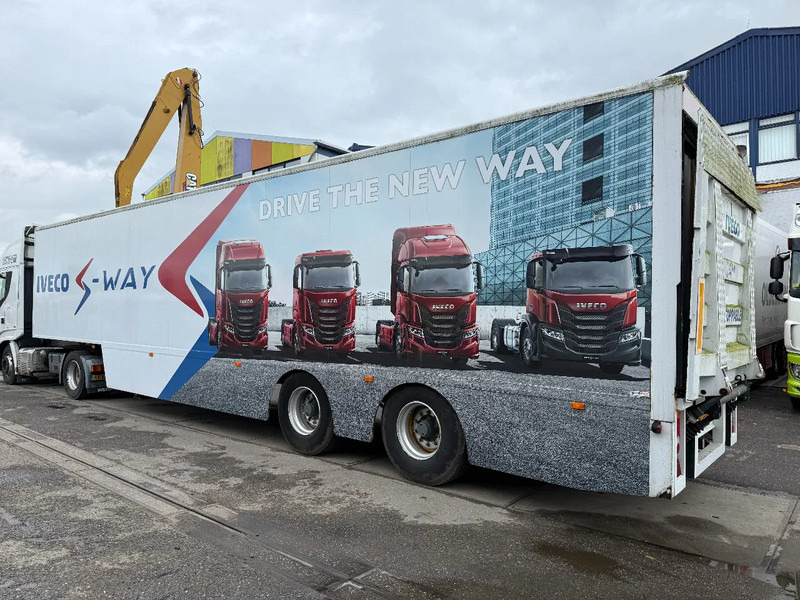 Fruehauf 2 AXLE + ZEPRO LOADLIFT (BUT DEFECT) - Closed box semi-trailer: picture 5 Fruehauf 2 AXLE + ZEPRO LOADLIFT (BUT DEFECT) - Closed box semi-trailer: picture 5