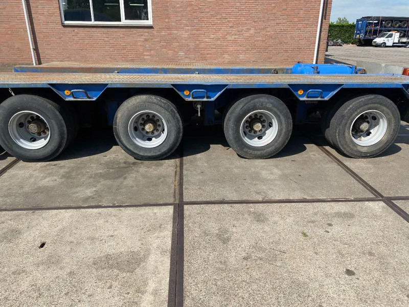 Goldhofer 4 AXEL STEERING - Low loader semi-trailer: picture 4 Goldhofer 4 AXEL STEERING - Low loader semi-trailer: picture 4