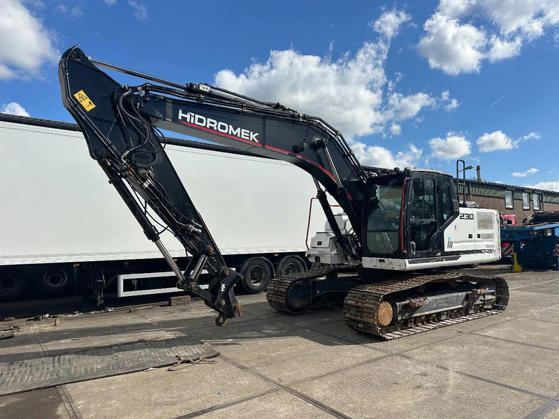 Hidromek HMK 230 LC-4, CE, 600 MM PADS, AUX PIPING, REVERSE CAMERA , AUTO LUB AC - Crawler excavator: picture 3 Hidromek HMK 230 LC-4, CE, 600 MM PADS, AUX PIPING, REVERSE CAMERA , AUTO LUB AC - Crawler excavator: picture 3