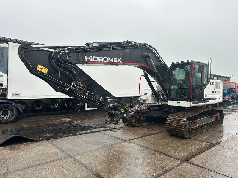 Hidromek HMK 230LC-4 CE, 700 MM PADS, CV, PIPED AUX PIPING,QH, AUTO LUBE, AC REVERSE CAMERA - Crawler excavator: picture 3 Hidromek HMK 230LC-4 CE, 700 MM PADS, CV, PIPED AUX PIPING,QH, AUTO LUBE, AC REVERSE CAMERA - Crawler excavator: picture 3