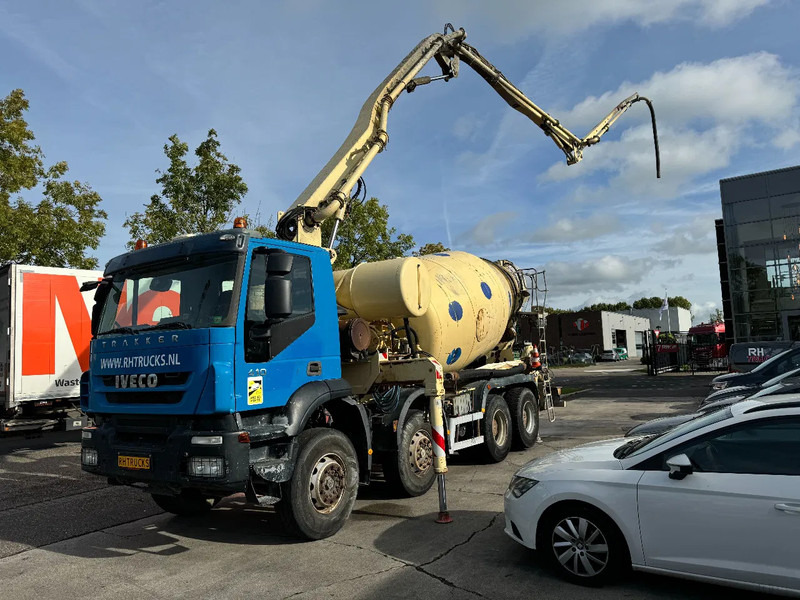 Iveco Eurotrakker 410 8X4 CIFA PUMP 24M + MIXER FULL STEEL + REMOTE CONTROL - Concrete pump truck: picture 1 Iveco Eurotrakker 410 8X4 CIFA PUMP 24M + MIXER FULL STEEL + REMOTE CONTROL - Concrete pump truck: picture 1
