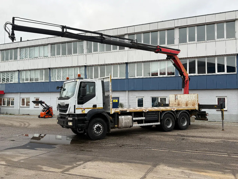 Iveco Trakker 360 6X4 EURO 6 + PALFINGER PK20001K + REMOTE CONTROL - Dropside/ Flatbed truck, Crane truck: picture 3 Iveco Trakker 360 6X4 EURO 6 + PALFINGER PK20001K + REMOTE CONTROL - Dropside/ Flatbed truck, Crane truck: picture 3