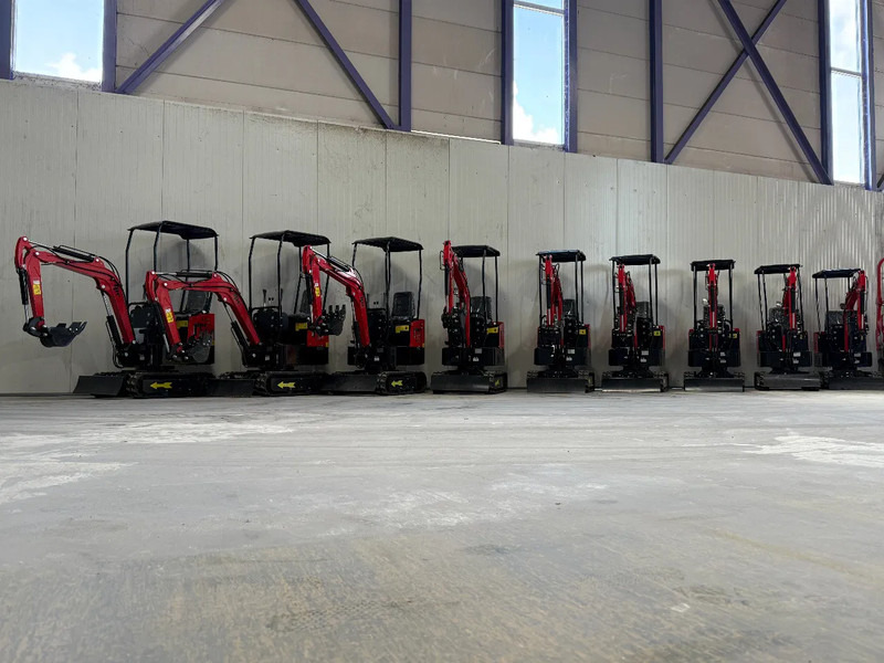 JPC HT12 - NEW AND UNUSED! - Mini excavator: picture 3 JPC HT12 - NEW AND UNUSED! - Mini excavator: picture 3