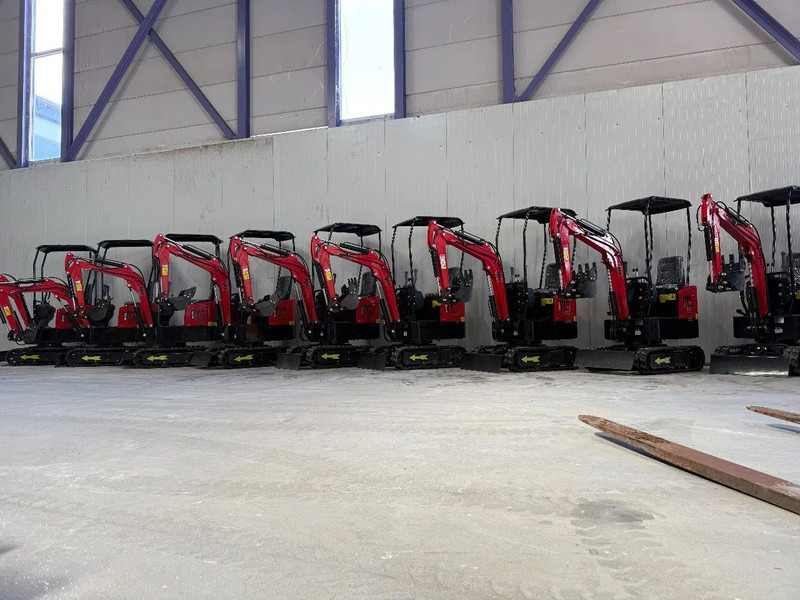 JPC HT12 - NEW AND UNUSED! - Mini excavator: picture 2 JPC HT12 - NEW AND UNUSED! - Mini excavator: picture 2