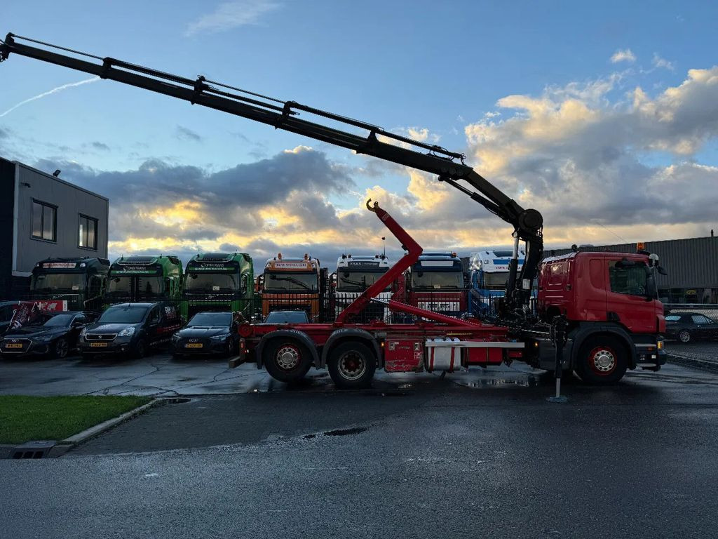 Scania P320 6X2 - EURO 6 + HIAB XS 144 HIPRO + REMOTE + - Hook lift truck, Crane truck: picture 5 Scania P320 6X2 - EURO 6 + HIAB XS 144 HIPRO + REMOTE + - Hook lift truck, Crane truck: picture 5