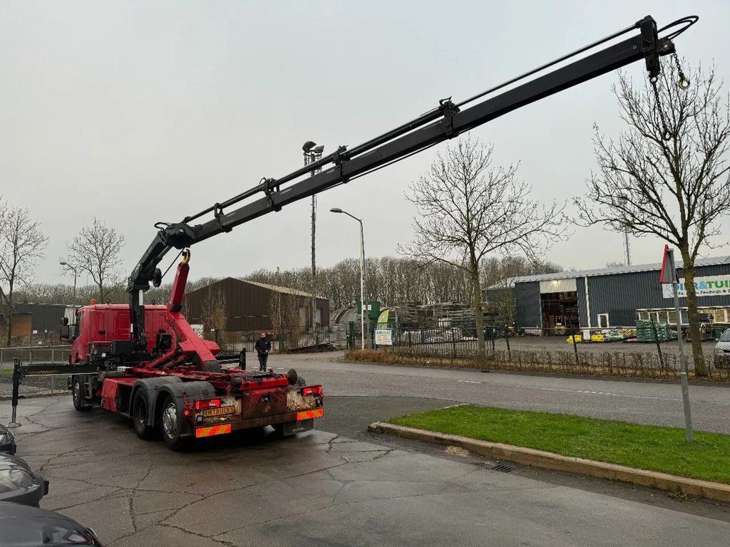 Scania P320 6X2 HIAB 144 CRANE + HIAB HOOK 20T + REMOTE - Hook lift truck, Crane truck: picture 3 Scania P320 6X2 HIAB 144 CRANE + HIAB HOOK 20T + REMOTE - Hook lift truck, Crane truck: picture 3