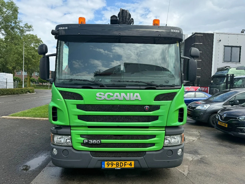 Scania P360 8X2 - HIAB 211BW-3 + FAUN VARIOPRESS - ONLY 198.135 KM - Garbage truck: picture 4 Scania P360 8X2 - HIAB 211BW-3 + FAUN VARIOPRESS - ONLY 198.135 KM - Garbage truck: picture 4