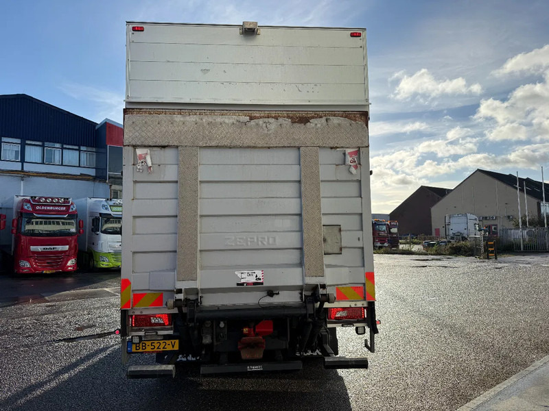 Scania P450 6X2 EURO 6 NGS 2500 KG ZEPRO LOAD LIFT - Curtainsider truck: picture 5 Scania P450 6X2 EURO 6 NGS 2500 KG ZEPRO LOAD LIFT - Curtainsider truck: picture 5