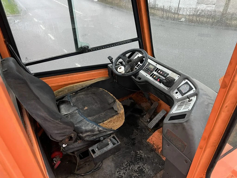 Terminal tractor Terberg YT 222 YT222: picture 9